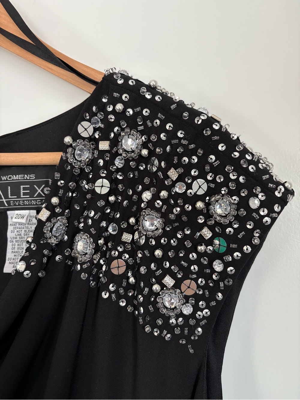 Black Evening/Cocktail Midi Dress with Beaded Cap Shoulders 20W - Picture 3 of 6